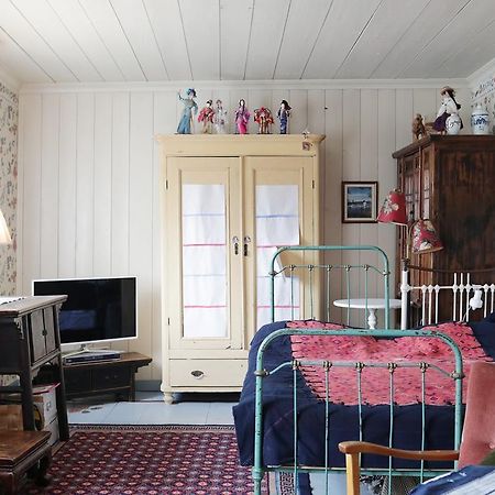 ロヴィーサ 1800'S Townhouseヴィラ エクステリア 写真