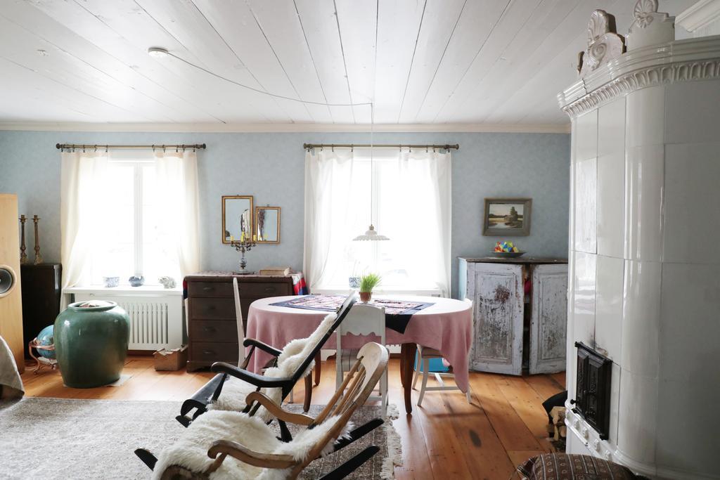 ロヴィーサ 1800'S Townhouseヴィラ エクステリア 写真